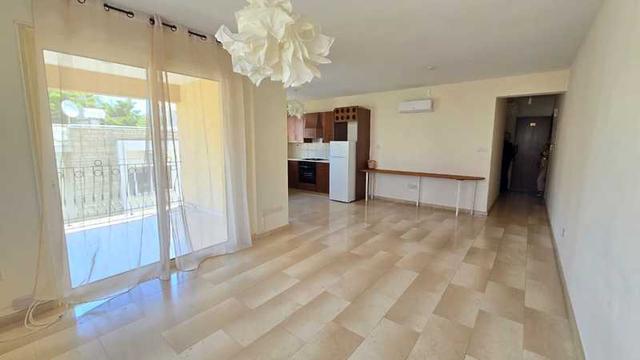 2-bedroom apartment to rent: https://www.bazaraki.com/adv/5786561_2-bedroom-apartment-to-rent (www.bazaraki.com)