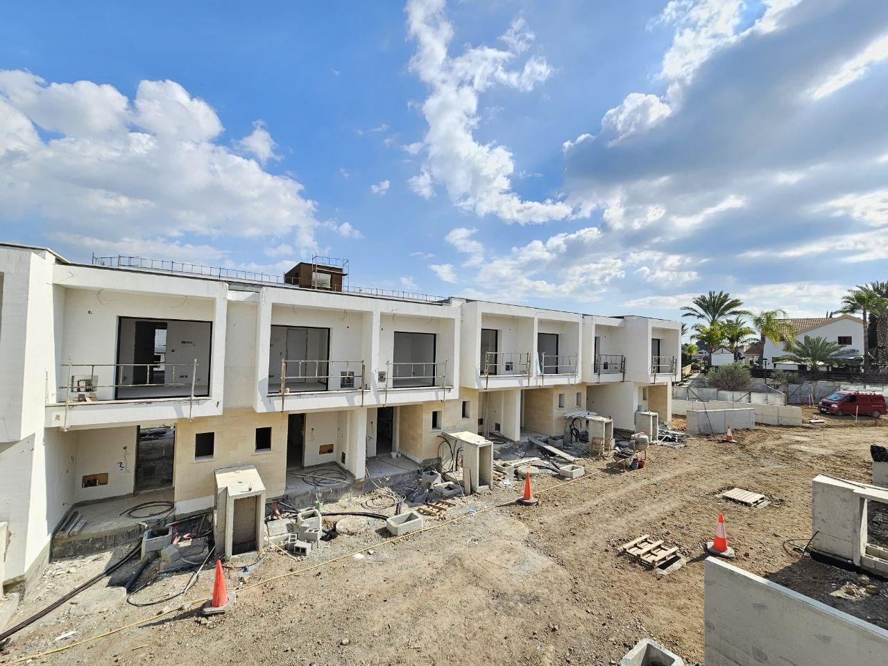 New 3-bedroom house in Limassol № 152678: https://dom.com.cy/en/catalog/sale/152678/ (dom.com.cy)