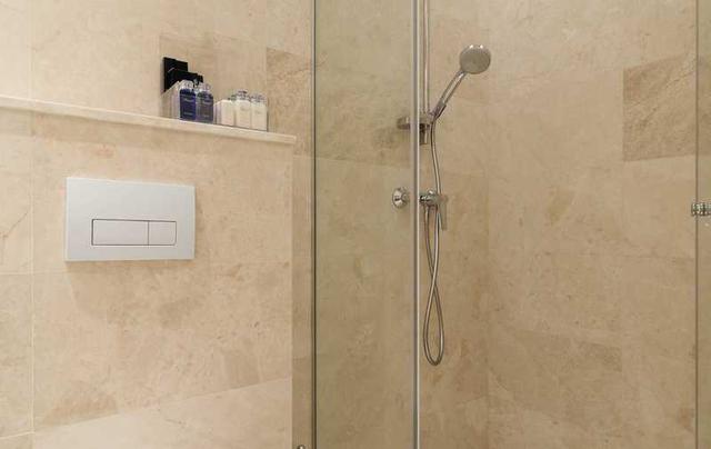 3-bedroom apartment to rent: https://www.bazaraki.com/adv/5793617_3-bedroom-apartment-to-rent (www.bazaraki.com)