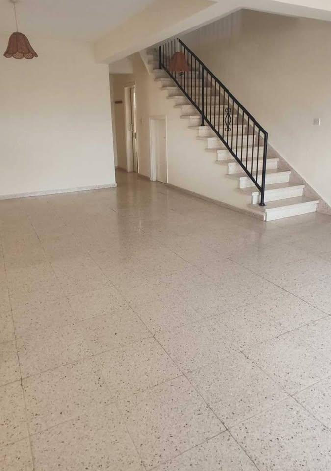 FOR RENT 3 BEDROOM HOUSE OROKLINH: https://www.facebook.com/marketplace/item/676401795317350 (www.facebook.com)