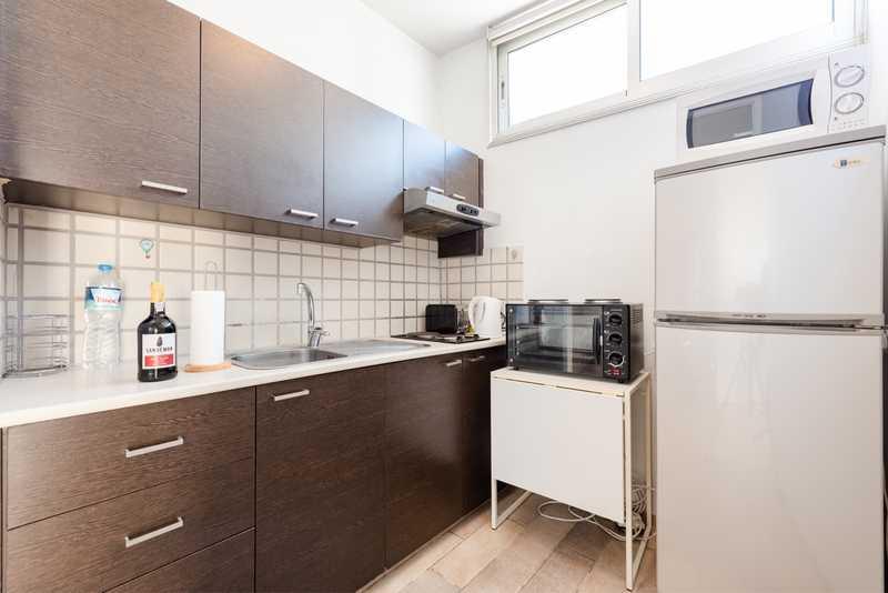 Very spacious studio flat in center limassol: https://www.bazaraki.com/adv/5766191_very-spacious-studio-flat-in-center-limassol (www.bazaraki.com)