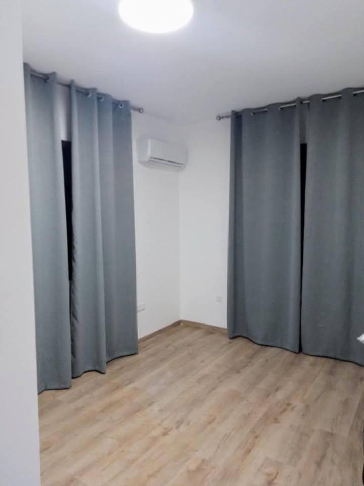 1: https://www.facebook.com/marketplace/item/585916700619183 (www.facebook.com)