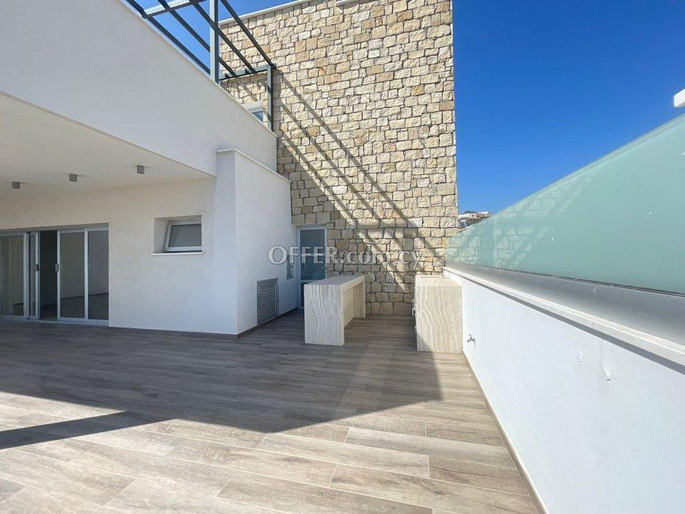2 Bed Apartment for rent in Germasogeia, Limassol: https://www.offer.com.cy/en/2-bed-apartment-for-rent-in-germasogeia-limassol/21-816864/ (www.offer.com.cy)