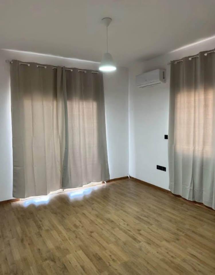 4 bedroom house for rent in Germasogia close to Sklavenitis: https://www.facebook.com/marketplace/item/1371929907288344 (www.facebook.com)
