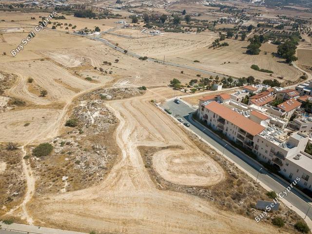 1,403 SQM Residential Plot for sale in Oroklini, Larnaca: https://www.buysellcyprus.com/property-for-sale/larnaca/oroklini/plot-for-sale-oroklini-larnaca-1800864.html (www.buysellcyprus.com)