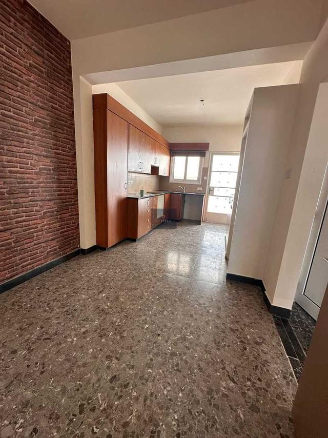4-bedroom apartment for sale: https://www.bazaraki.com/adv/5766163_4-bedroom-apartment-for-sale (www.bazaraki.com)