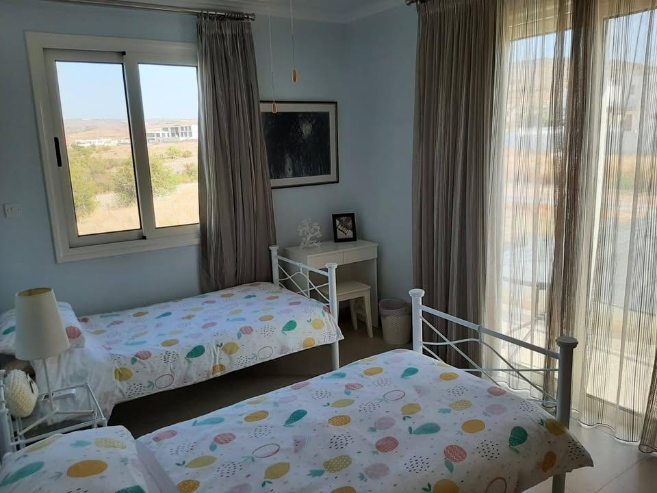 3/4 bedroom villa: https://www.facebook.com/marketplace/item/1513262092715409 (www.facebook.com)