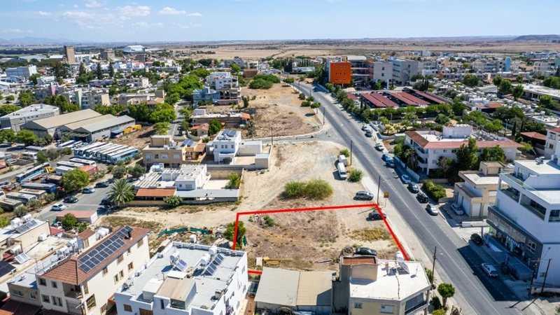 Commercial land 979 m²: https://www.bazaraki.com/adv/5788878_commercial-land-979-m2 (www.bazaraki.com)