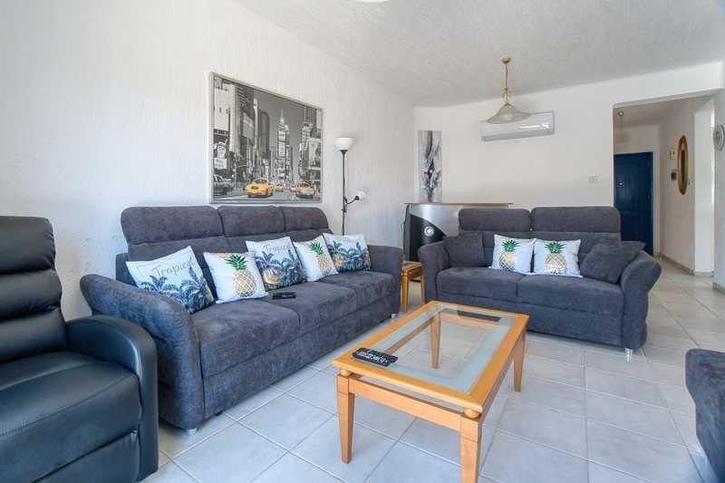 3-bedroom detached house for sale: https://www.bazaraki.com/adv/5788004_3-bedroom-detached-house-for-sale (www.bazaraki.com)
