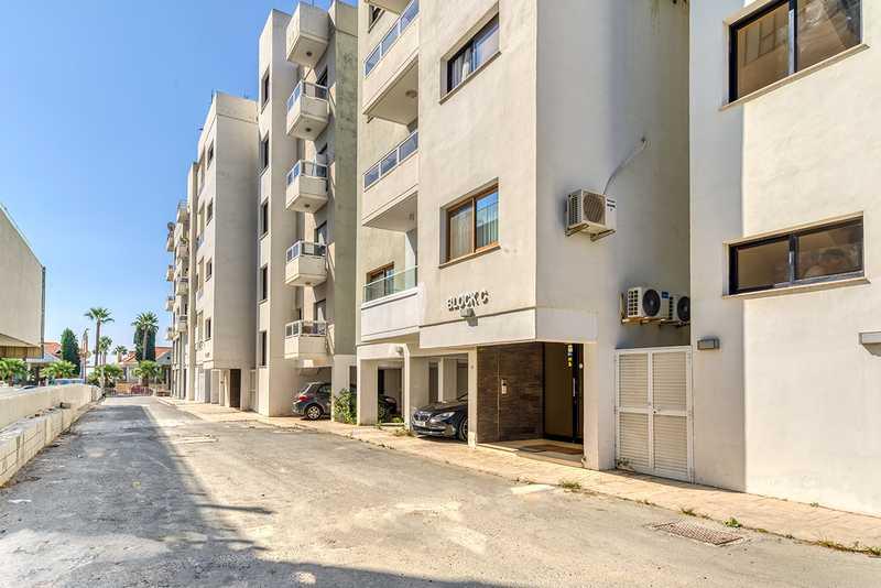 2-bedroom beautiful apartment by the sea: https://www.bazaraki.com/adv/5794470_2-bedroom-beautiful-apartment-by-the-sea (www.bazaraki.com)