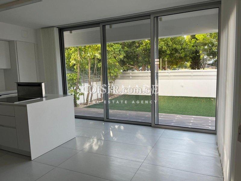 Three-Bedroom House in Egκomi: https://www.offer.com.cy/en/three-bedroom-house-in-egκomi/21-816636/ (www.offer.com.cy)