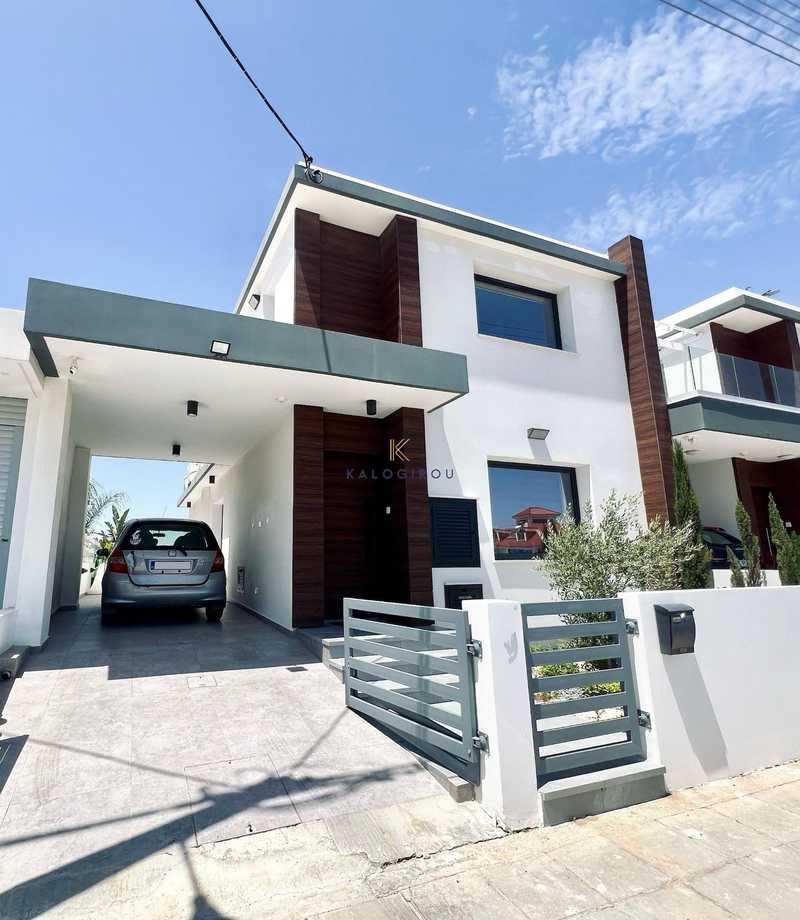3-bedroom semi-detached for sale: https://www.bazaraki.com/adv/5794826_3-bedroom-semi-detached-for-sale (www.bazaraki.com)