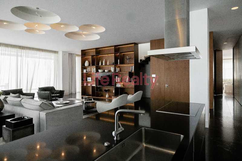 4-bedroom penthouse for sale: https://www.bazaraki.com/adv/5778708_4-bedroom-penthouse-for-sale (www.bazaraki.com)