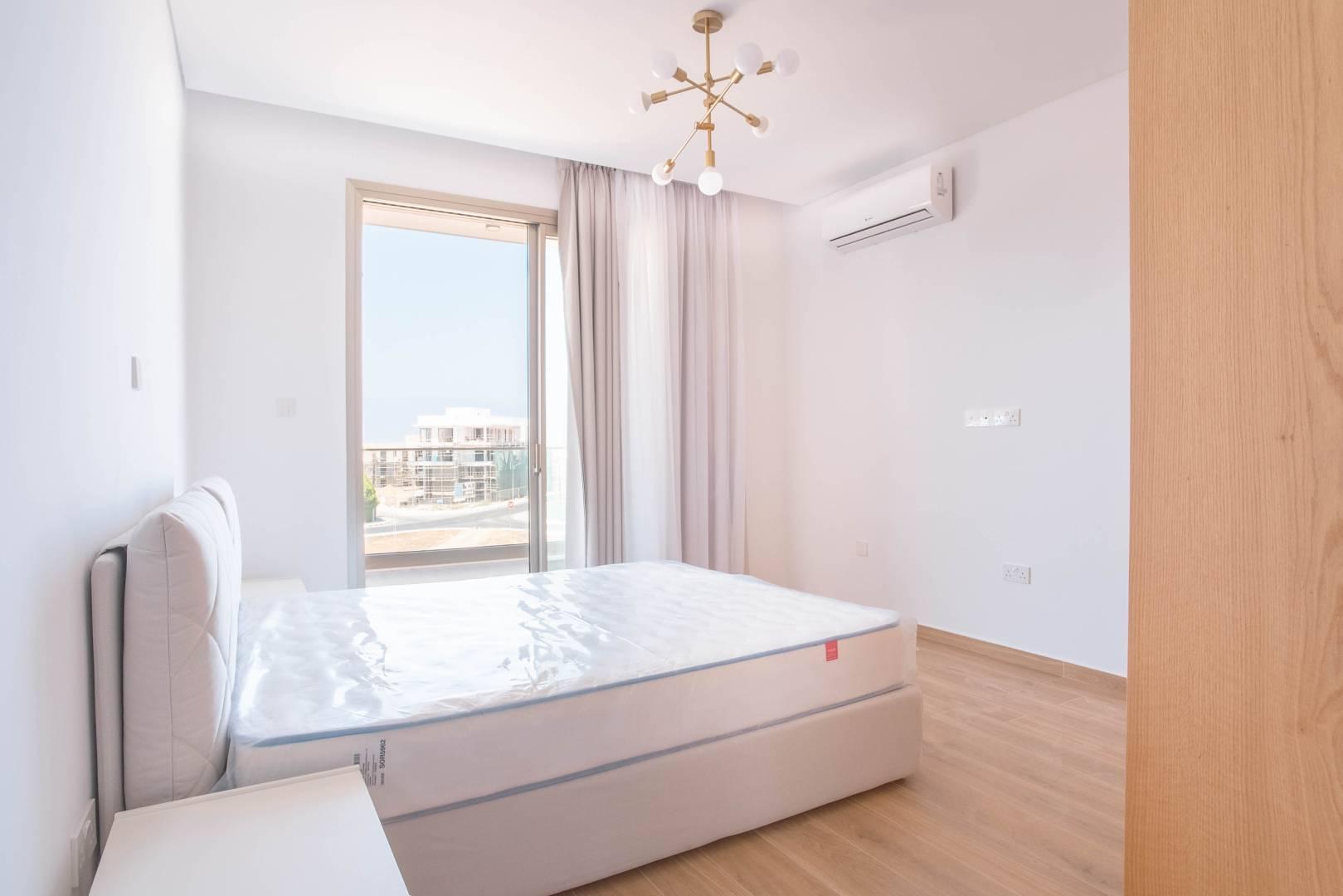 New 2-bedroom flat in Paphos № 153687: https://dom.com.cy/en/catalog/sale/153687/ (dom.com.cy)
