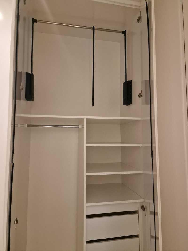 3-bedroom penthouse to rent: https://www.bazaraki.com/adv/5797354_3-bedroom-penthouse-to-rent (www.bazaraki.com)