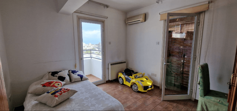 3-bedroom penthouse for sale: https://www.bazaraki.com/adv/5786724_3-bedroom-penthouse-for-sale (www.bazaraki.com)