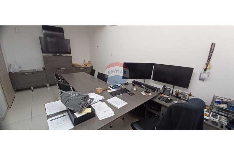 Top location commercial building in ag athanasios: https://www.bazaraki.com/adv/5798077_top-location-commercial-building-in-ag-athanasios (www.bazaraki.com)