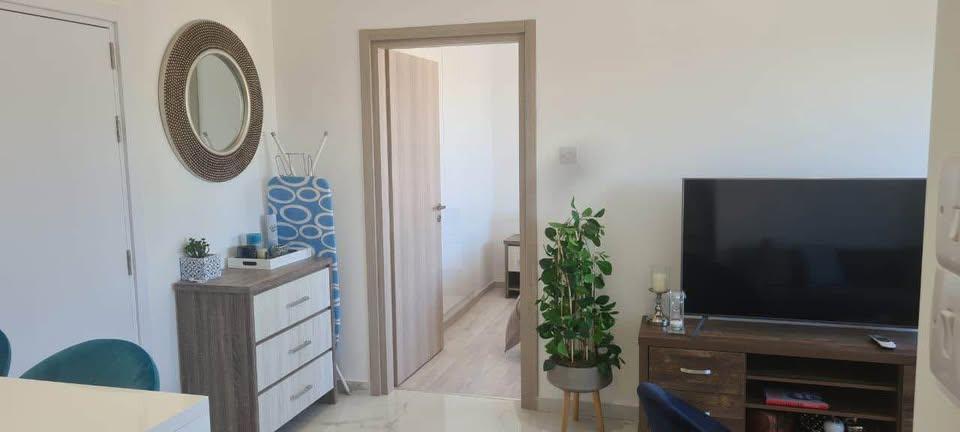 One bedroom apartment to rent: https://www.facebook.com/marketplace/item/619124597829695 (www.facebook.com)