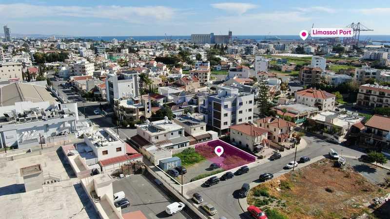 Residential land 246 m²: https://www.bazaraki.com/adv/5795307_residential-land-246-m2 (www.bazaraki.com)