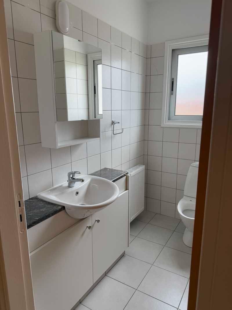 2-bedroom apartment to rent: https://www.bazaraki.com/adv/5795862_2-bedroom-apartment-to-rent (www.bazaraki.com)