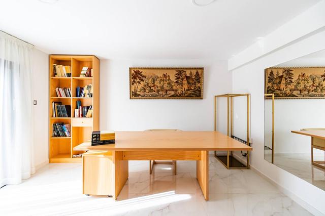 5-bedroom apartment in Paphos №152852: https://dom.com.cy/en/catalog/rent/152852/ (dom.com.cy)