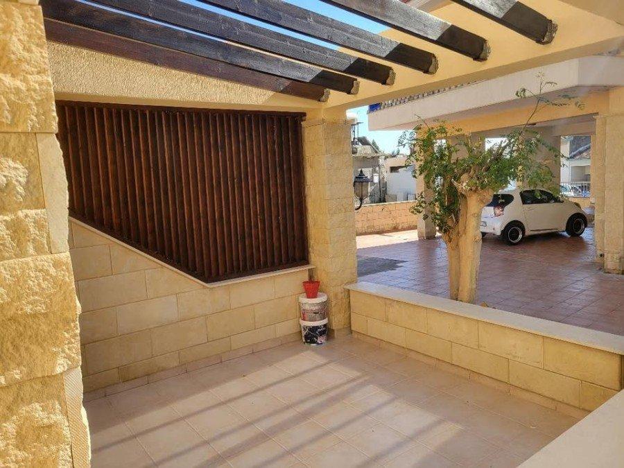 2 Bedroom Maisonette in Ayia Fyla, Limassol (by owner, no VAT needed): https://www.offer.com.cy/en/2-bedroom-maisonette-in-ayia-fyla-limassol-by-owner-no-vat-needed/21-816304/ (www.offer.com.cy)
