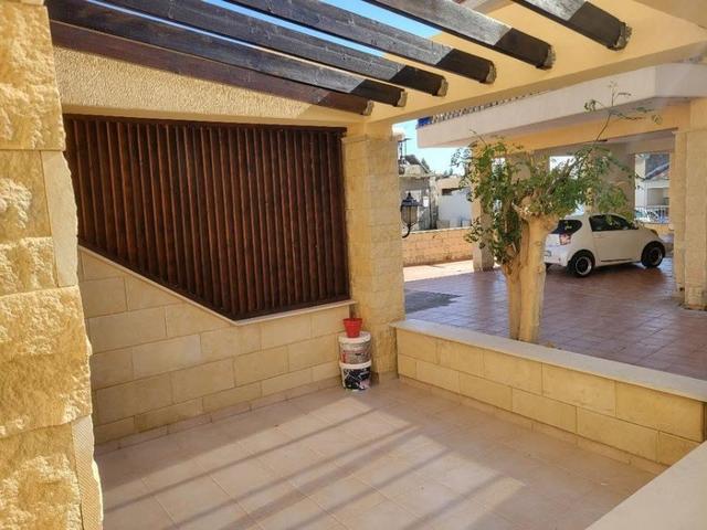 2 Bedroom Maisonette in Ayia Fyla, Limassol (by owner, no VAT needed): https://www.offer.com.cy/en/2-bedroom-maisonette-in-ayia-fyla-limassol-by-owner-no-vat-needed/21-816304/ (www.offer.com.cy)