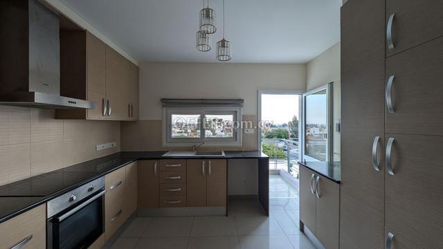 Three Bedroom Apartment Kato Polemidia Limassol: https://www.offer.com.cy/en/three-bedroom-apartment-kato-polemidia-limassol/21-816324/ (www.offer.com.cy)