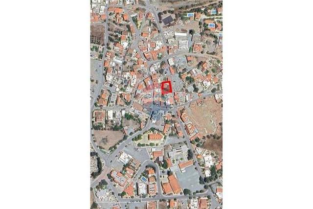 Residential land 365 m²: https://www.bazaraki.com/adv/5798078_residential-land-365-m2 (www.bazaraki.com)