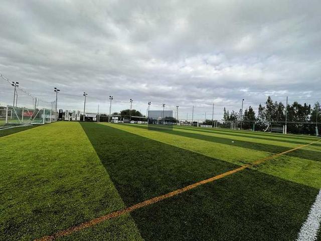 Industrial land 15000 m²: https://www.bazaraki.com/adv/5796791_industrial-land-15000-m2 (www.bazaraki.com)