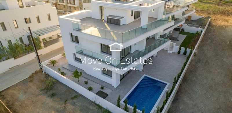 4-bedroom detached house for sale: https://www.bazaraki.com/adv/5797149_4-bedroom-detached-house-for-sale (www.bazaraki.com)
