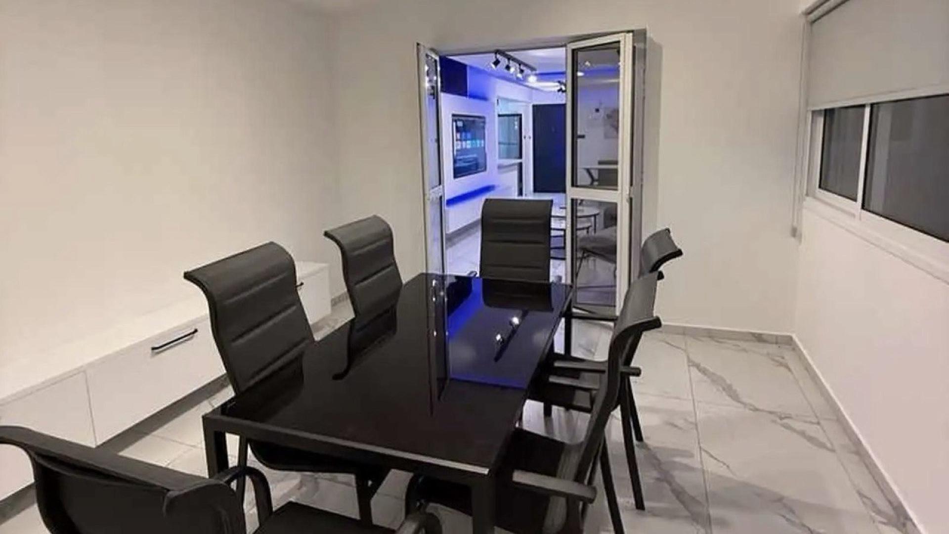 2-bedroom flat in Limassol №154058: https://dom.com.cy/en/catalog/rent/154058/ (dom.com.cy)
