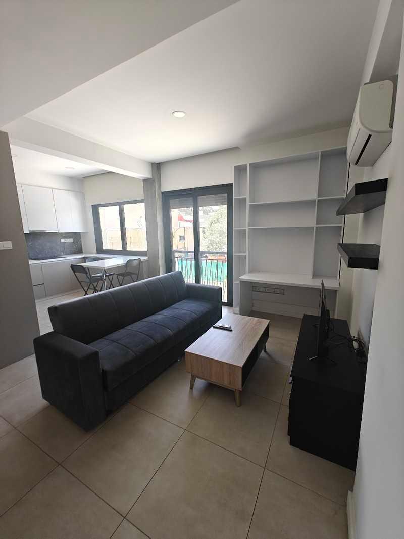 1-bedroom apartment to rent: https://www.bazaraki.com/adv/5795506_1-bedroom-apartment-to-rent (www.bazaraki.com)