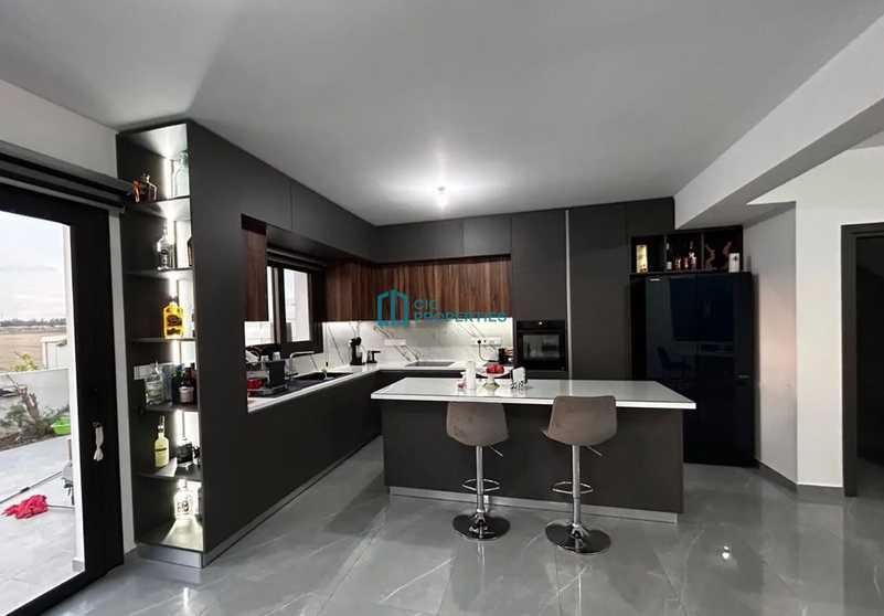 3-bedroom semi-detached for sale: https://www.bazaraki.com/adv/5791251_3-bedroom-semi-detached-for-sale (www.bazaraki.com)