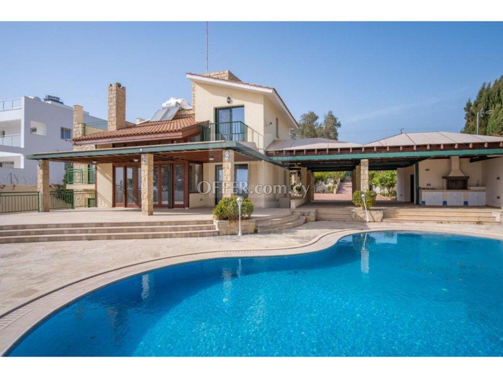 Large seaside villa for sale in Peyia area of Paphos: https://www.offer.com.cy/en/large-seaside-villa-for-sale-in-peyia-area-of-paphos/21-664980/ (www.offer.com.cy)