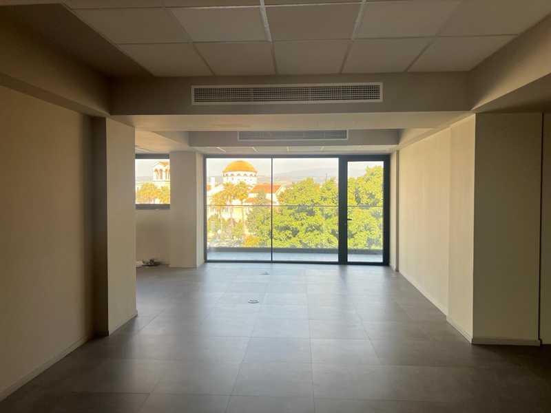 Luxury office available for rent.commercial bulding open space office: https://www.bazaraki.com/adv/5794597_luxury-office-available-for-rent-open-space-of-550sqm-modern-industrial-buildin (www.bazaraki.com)