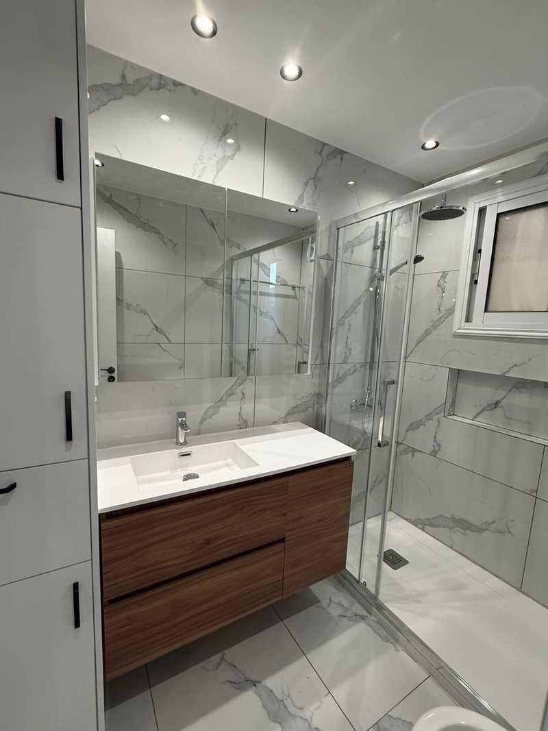 2-bedroom apartment to rent: https://www.bazaraki.com/adv/5795210_2-bedroom-apartment-to-rent (www.bazaraki.com)