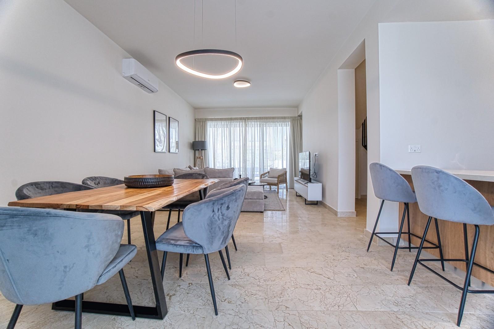 3-bedroom house in Paphos №153847: https://dom.com.cy/en/catalog/rent/153847/ (dom.com.cy)