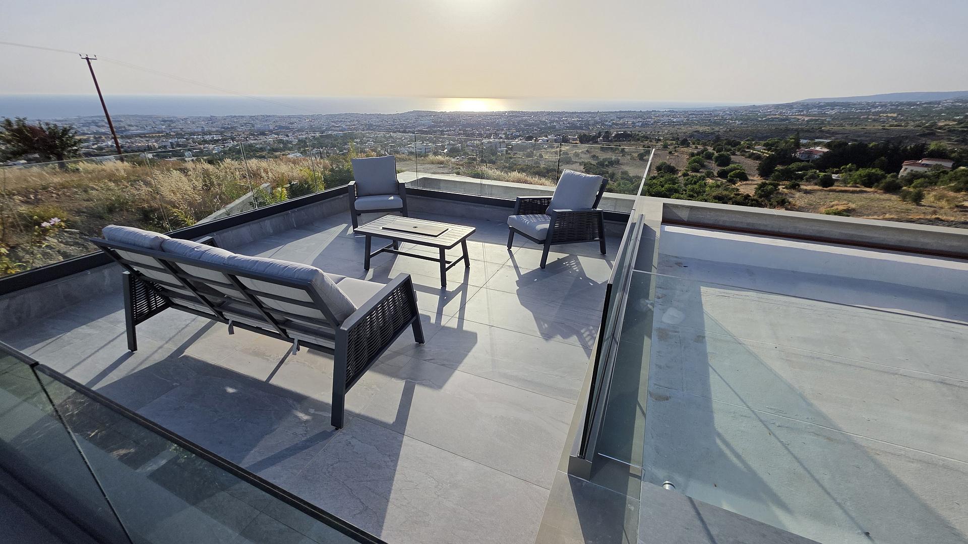 5-bedroom villa in Paphos № 152717: https://dom.com.cy/en/catalog/sale/152717/ (dom.com.cy)