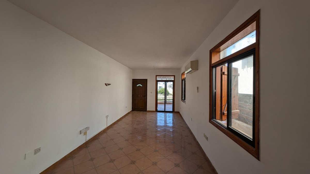 House For Sale, Larnaca, Oroklini: https://incyprusproperty.com/property/kineyirou/house-for-sale-larnaca-oroklini/ (incyprusproperty.com)