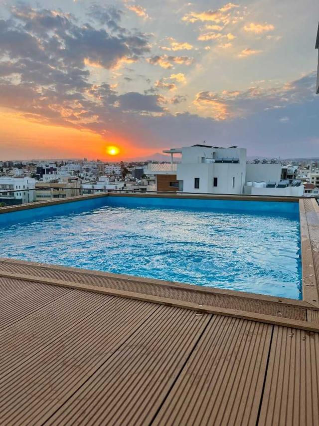 3-bedroom penthouse to rent: https://www.bazaraki.com/adv/5794730_3-bedroom-penthouse-to-rent (www.bazaraki.com)