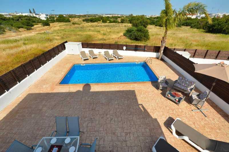 Nissi villa ourania: https://www.bazaraki.com/adv/5793993_nissi-villa-ourania (www.bazaraki.com)