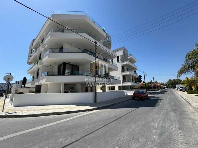 2-bedroom apartment for sale: https://www.bazaraki.com/adv/5787894_2-bedroom-apartment-for-sale (www.bazaraki.com)