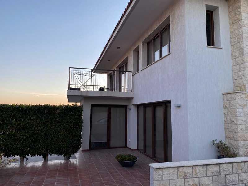 4-bedroom detached house for sale: https://www.bazaraki.com/adv/5795848_4-bedroom-detached-house-for-sale (www.bazaraki.com)