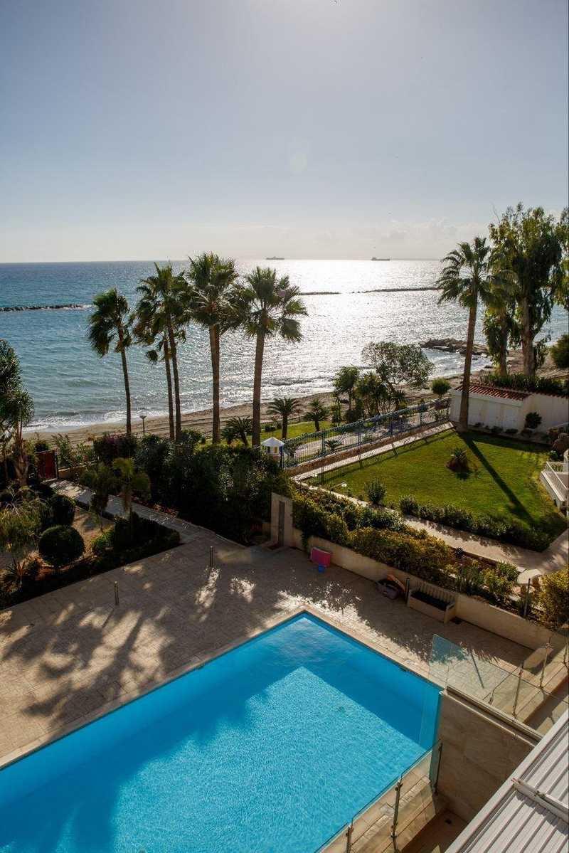 3-bedroom apartment for sale: https://www.bazaraki.com/adv/5787814_3-bedroom-apartment-for-sale (www.bazaraki.com)