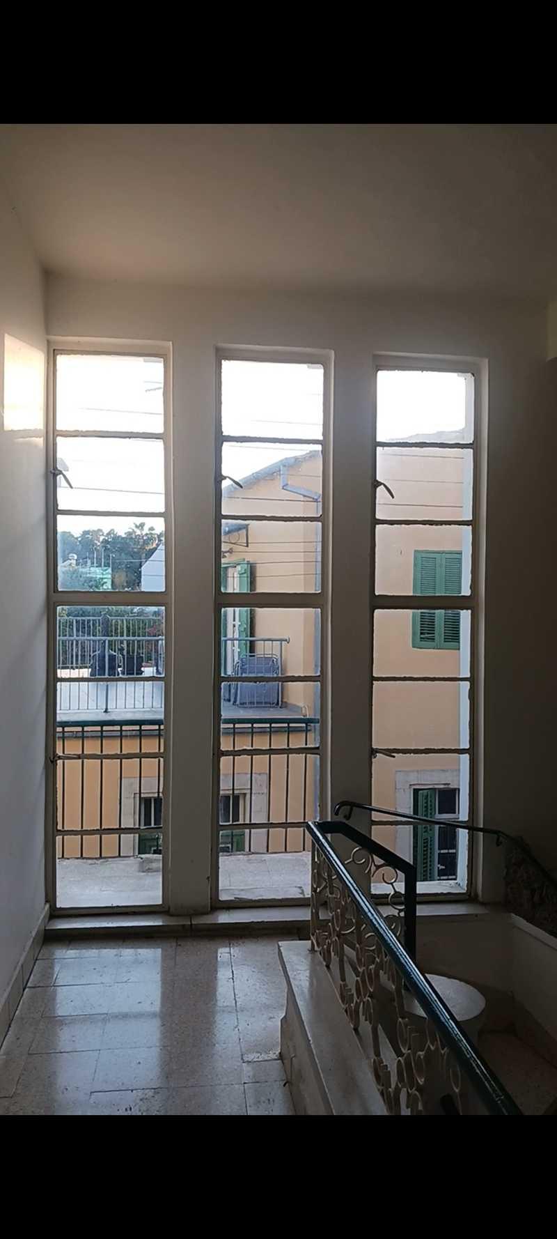 Κατάλληλο για γραφείο στο κέντρο λεμεσού: https://www.bazaraki.com/adv/5791658_katallelo-gia-grapheio-sto-kentro-lemesou (www.bazaraki.com)
