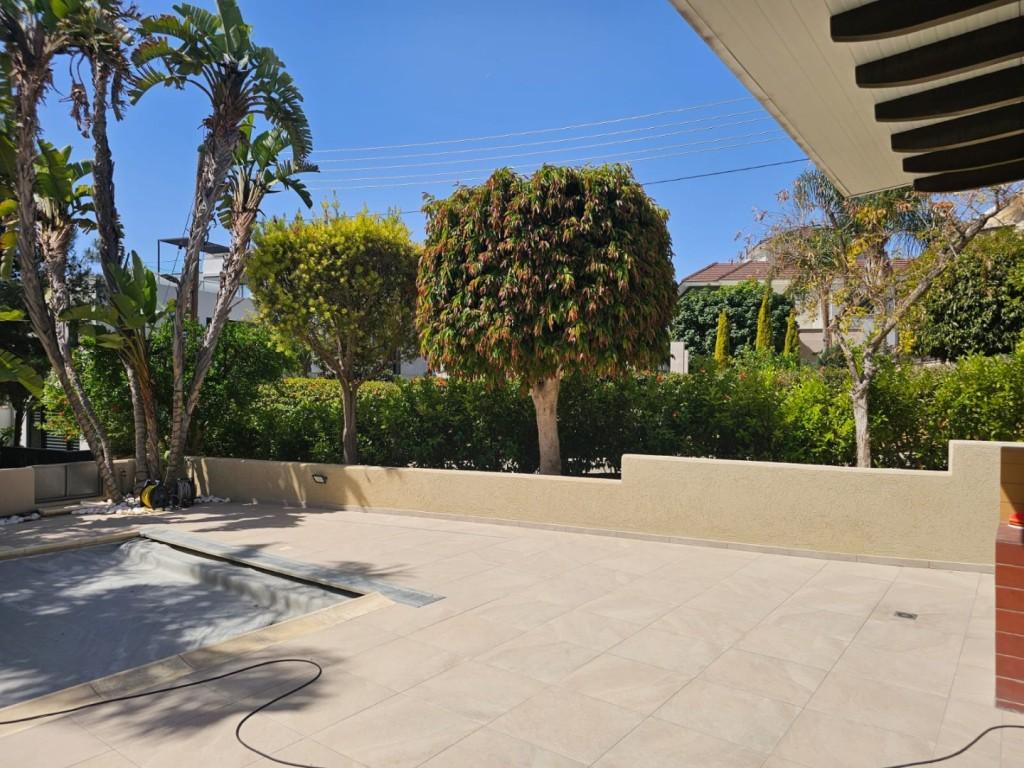 4 Bedroom Detached House For Sale: https://www.zyprus.com/property/24554/4-bedrooms-house-detached-house-in-agios-athanasios-limassol (www.zyprus.com)