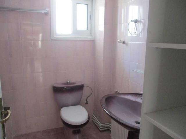 3-bedroom apartment to rent: https://www.bazaraki.com/adv/5794720_3-bedroom-apartment-to-rent (www.bazaraki.com)