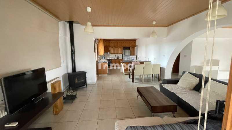 4-bedroom detached house to rent: https://www.bazaraki.com/adv/5786757_4-bedroom-detached-house-to-rent (www.bazaraki.com)