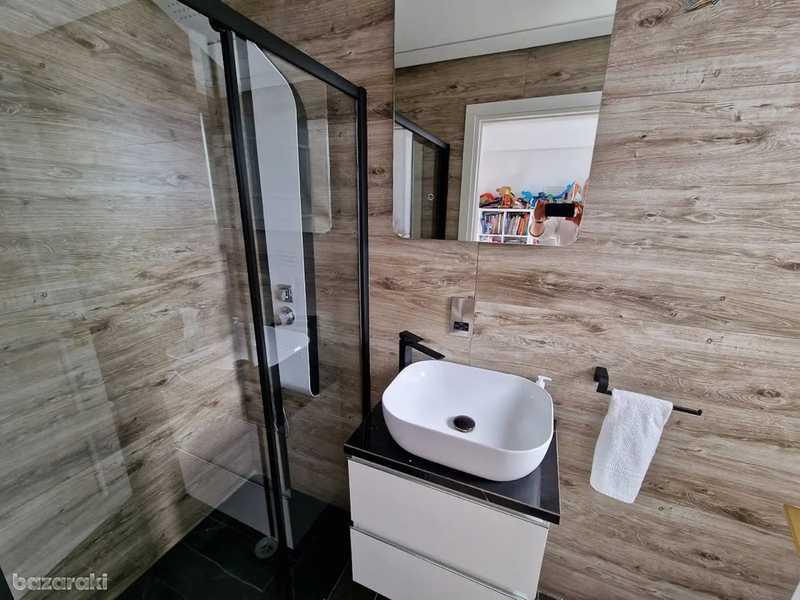 3-bedroom penthouse to rent: https://www.bazaraki.com/adv/5795286_3-bedroom-penthouse-to-rent (www.bazaraki.com)